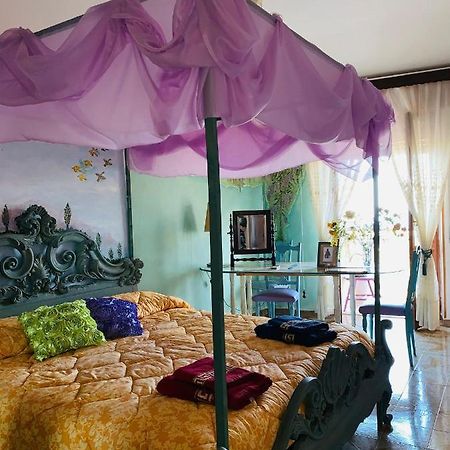 Апартаменты Big House Vicino Al Castello Рокка-Империале Экстерьер фото
